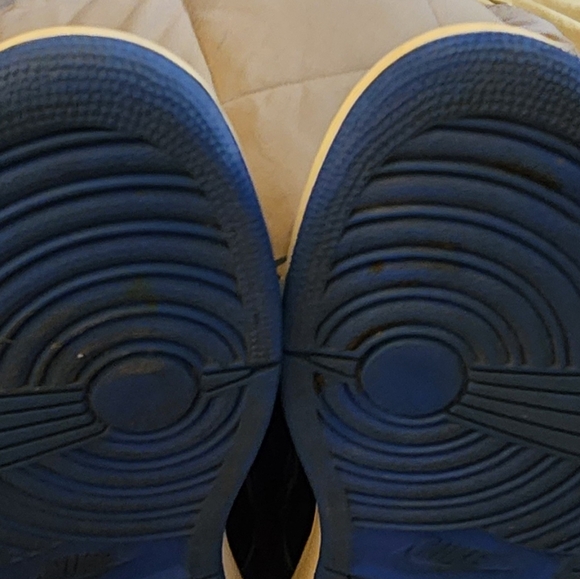 🔥2017 RARE Air Jordan 1 Retro OG High Royals - Picture 3 of 13